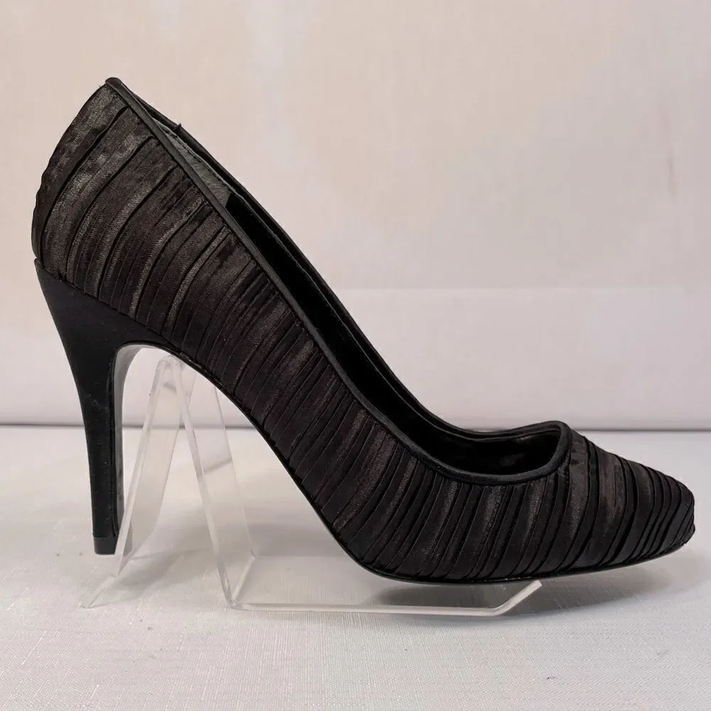 THE TOUCH OF NINA BLACK SATIN 3.5” HEEL SIZE 6.5